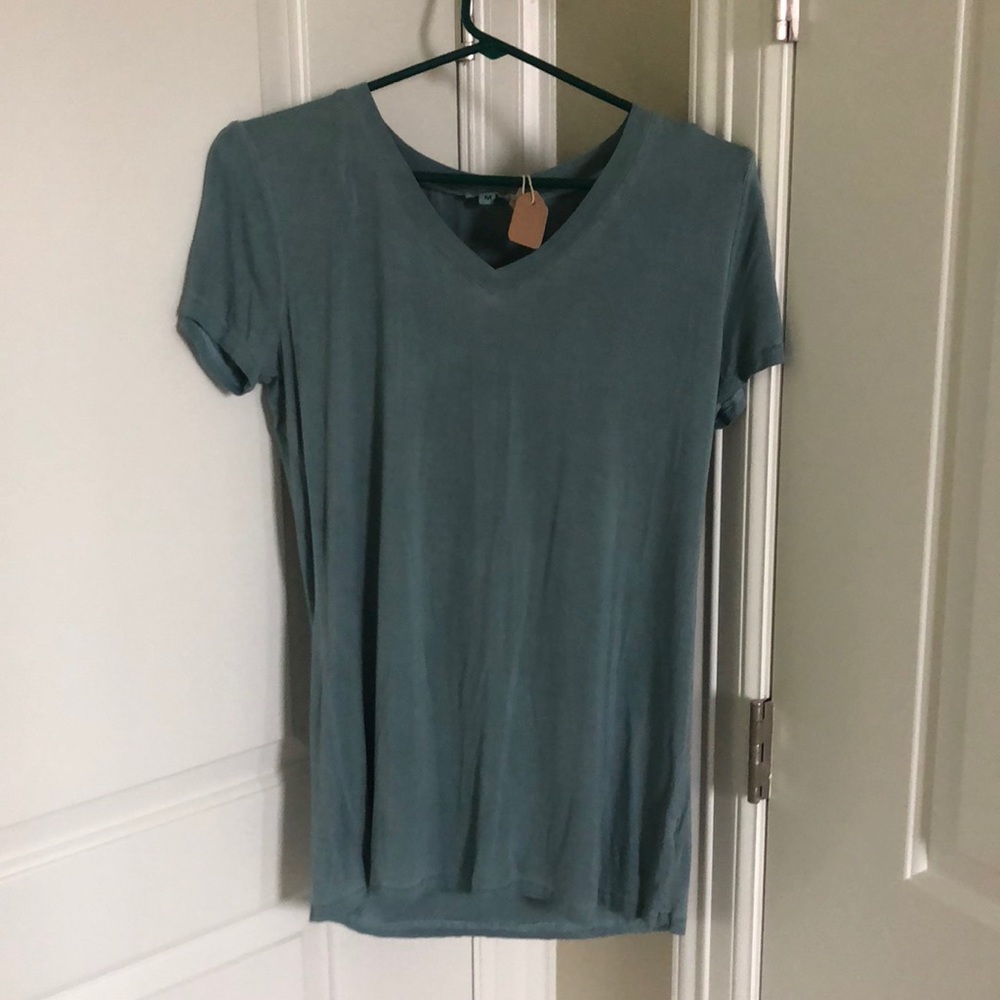 Super soft nicer T-shirt